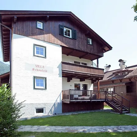 Apartman Schonfeld Ii *